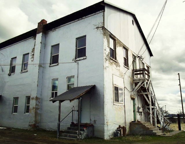 Old millworkers' hotel