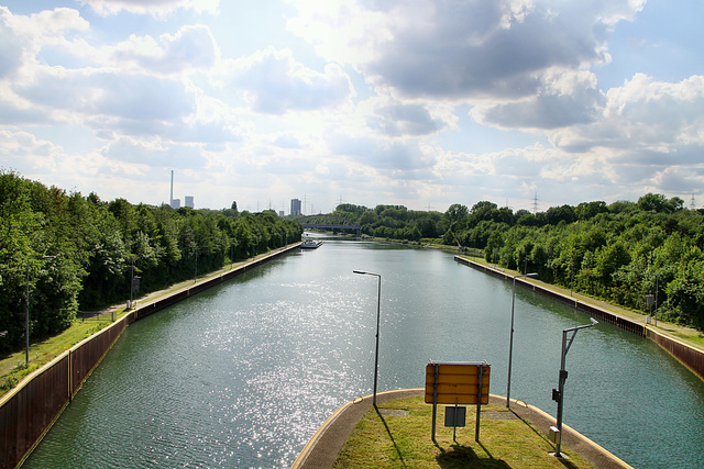 Rhein-Herne-Kanal von der Schleuse Herne-Ost aus / 25.05.2019