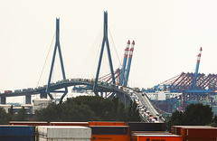 Köhlbrandbrücke und Altenwerder Container Terminal