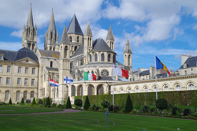 L'abbaye aux hommes !