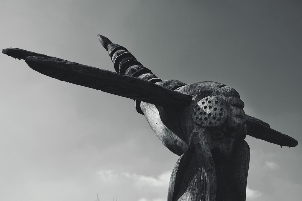 Wey Navigation Sculpture 8 mono