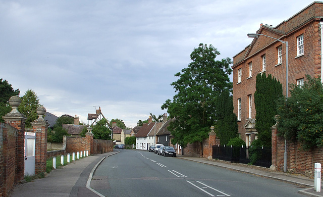 Godmanchester: West Street with Farm Hall 2011-07-10