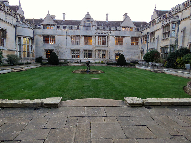 rushton hall, northants