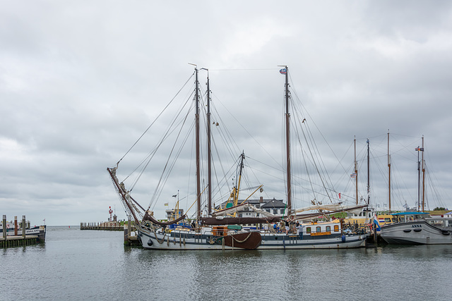 Hafenausfahrt von Oudeschild/Texel