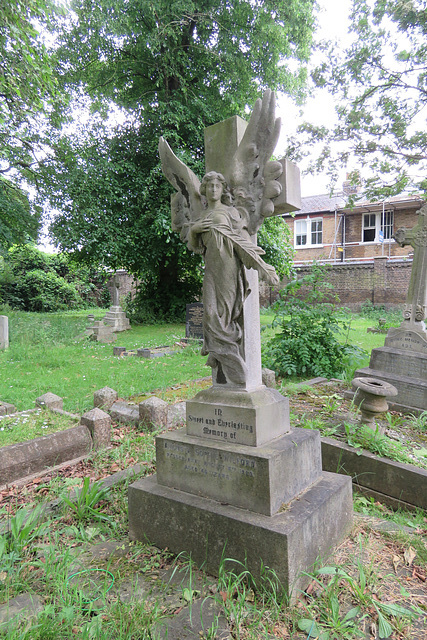 old mortlake cemetery, london