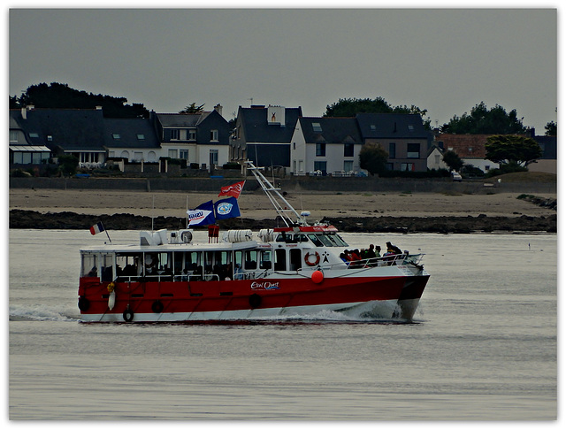 navette  pour l'ile de GROIX