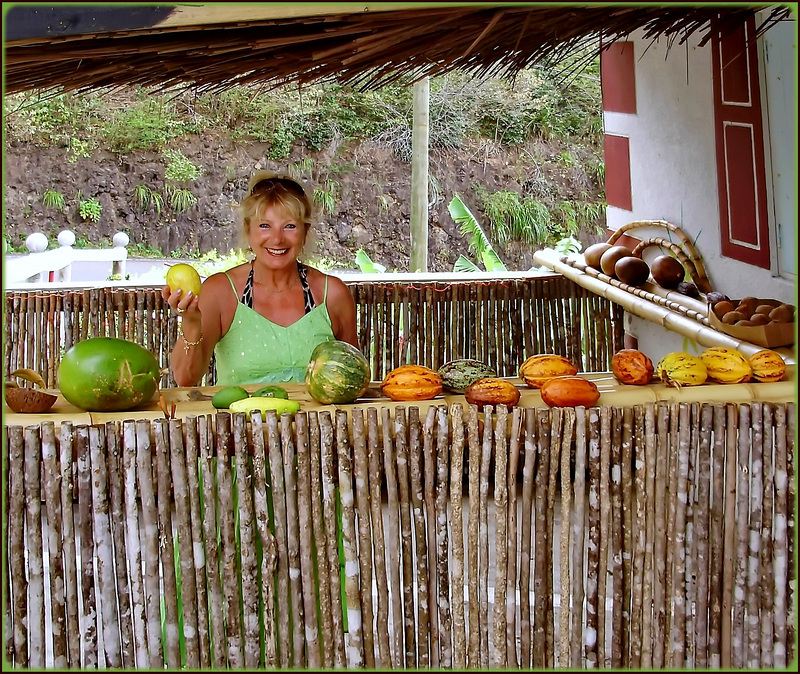 St.Lucia - Shopping di frutti esotici