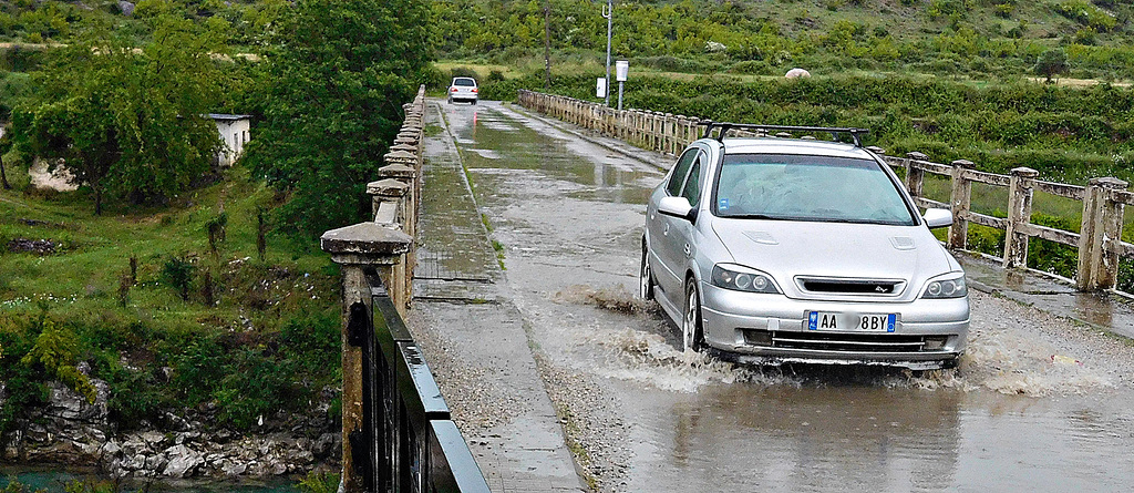 Wet bridge