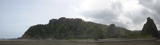 Karekare Beach