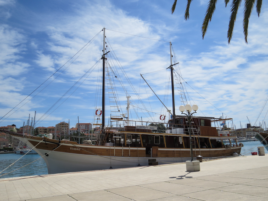 Trogir : yacht.