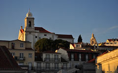 Lissabon - Alfama (© Buelipix)