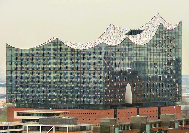 Elbphilharmonie vom Turm St. Katharinen