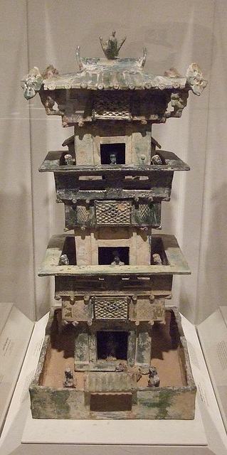 Han Tomb Tower with Figures in the Brooklyn Museum, May 2011