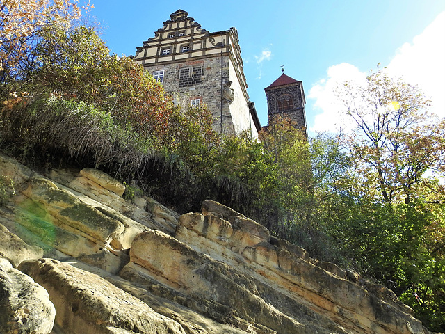 Ein Stück Schloss und ein Stück Stiftskirche.