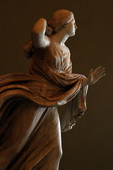 Sculpture en marbre d'un magnifique drapé . Musée de Florence
