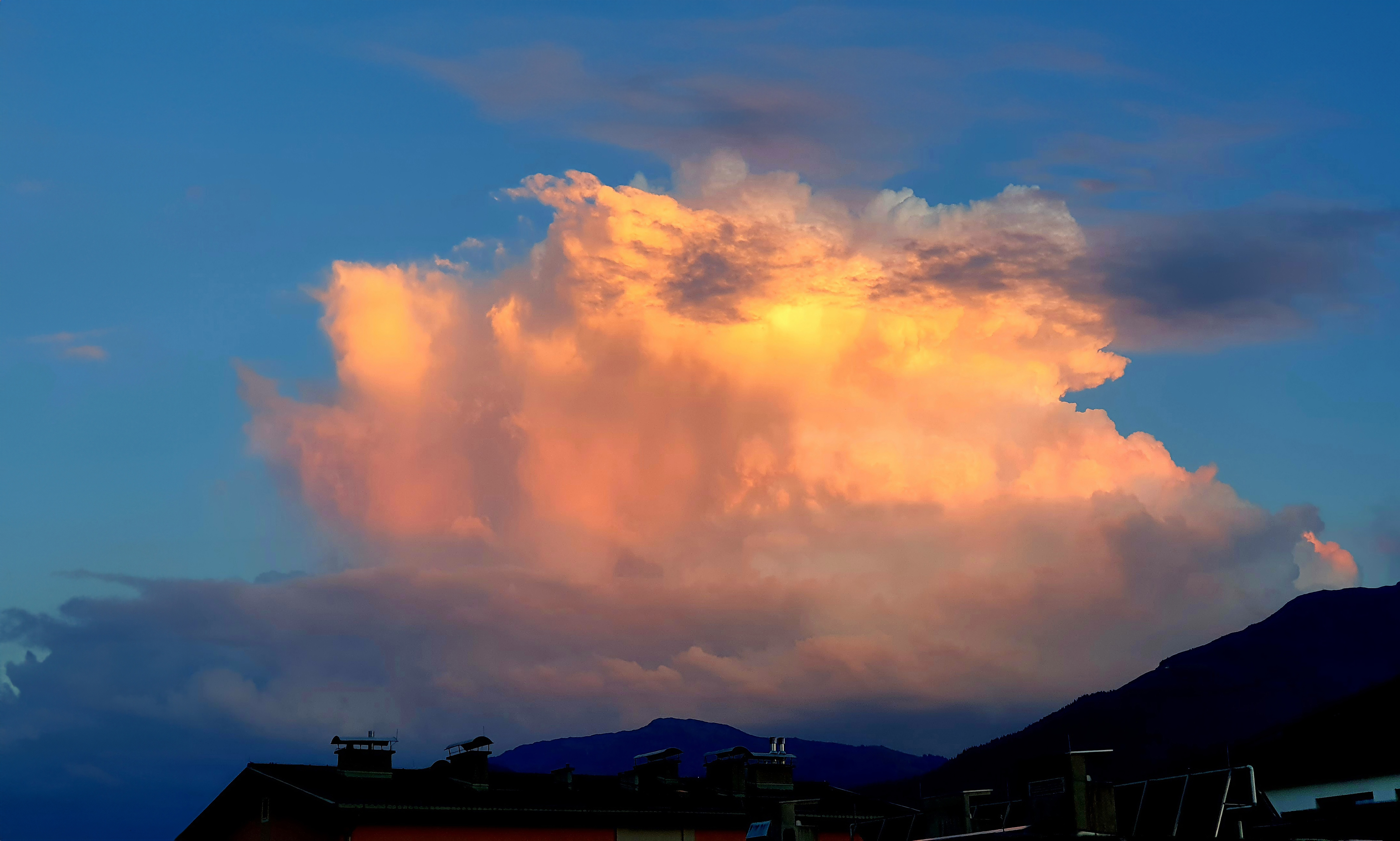 Nascent Cumulonimbus (8:26 pm)