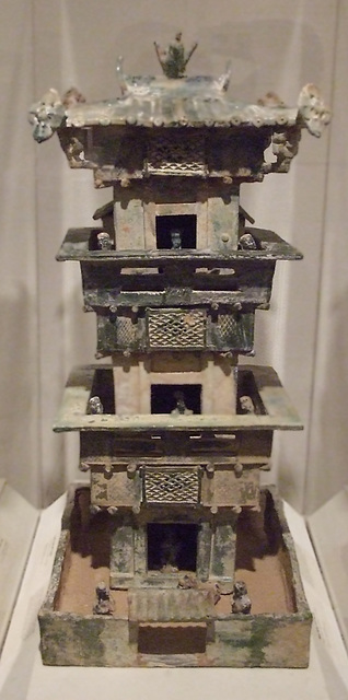 Han Tomb Tower with Figures in the Brooklyn Museum, May 2011