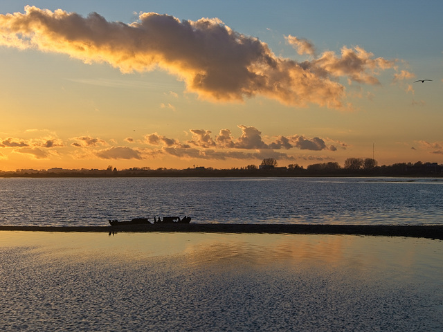 Post Sunset at Broadmarsh Coastal Park (+PiPs)