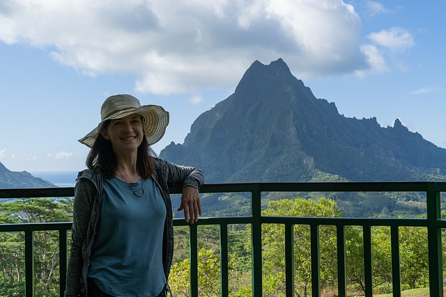 Andrea in front of Mt Rotui at Belevedere point