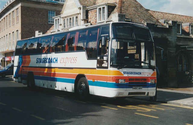 Stagecoach Cambus 407 (H407 GAV) in Cambridge – 17 Aug 2000 (443-6A)