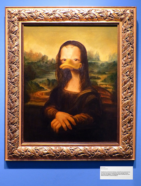 Mona Lisa (please enlarge)