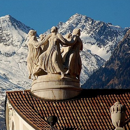 Statues of the dancing graces.