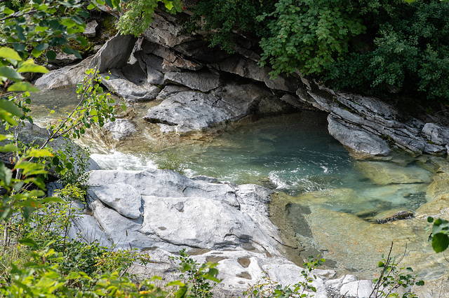 Der junge Fluss Arc zwischen La Tralenta (ca. 1830 müM.) und L'Écot (ca. 2000 müM.)