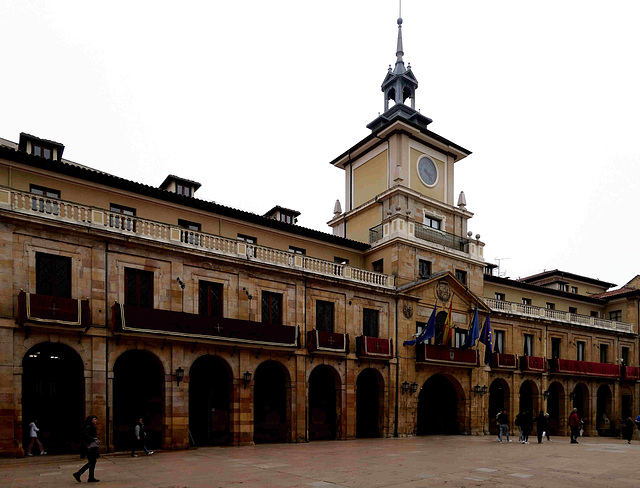 Oviedo - Ayuntamiento de Oviedo