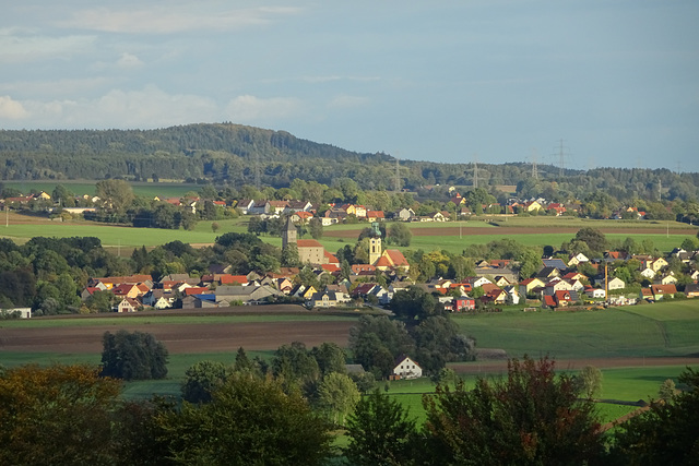 Waldau und Altenstadt mit Fahrenberg im Hintergrund