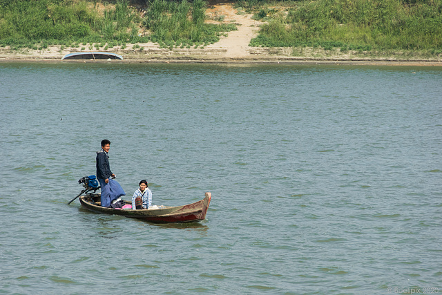 ein Tag auf dem Irrawaddy _  Leben auf und am Fluss (© Buelipix)