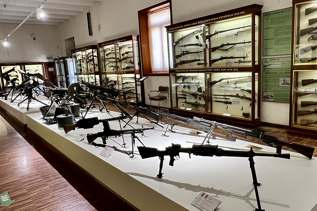 Valencia 2022 – Museu Històric Militar – Guns