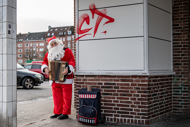 Musical Santa