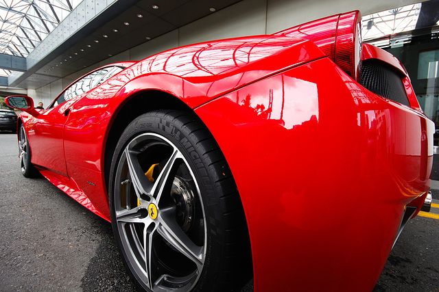 #28 - digipic - Ferrari - 36̊ 1point