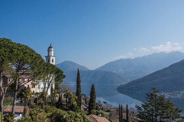 Vico Morcote ... Kirche Santi Fedele und Simone (©Buelipix)