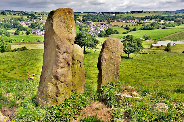 Limestone Way above Youlgreave  /  July 2016