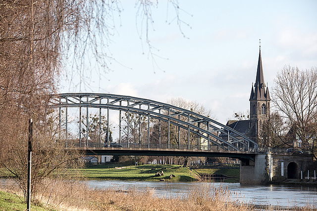 20150204 6796VRTw [D~SHG] Mündung Exter, Brücke, Kirche, Weser, Rinteln