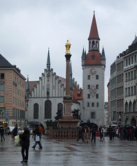 Munich: Marienplatz 2011-03-17