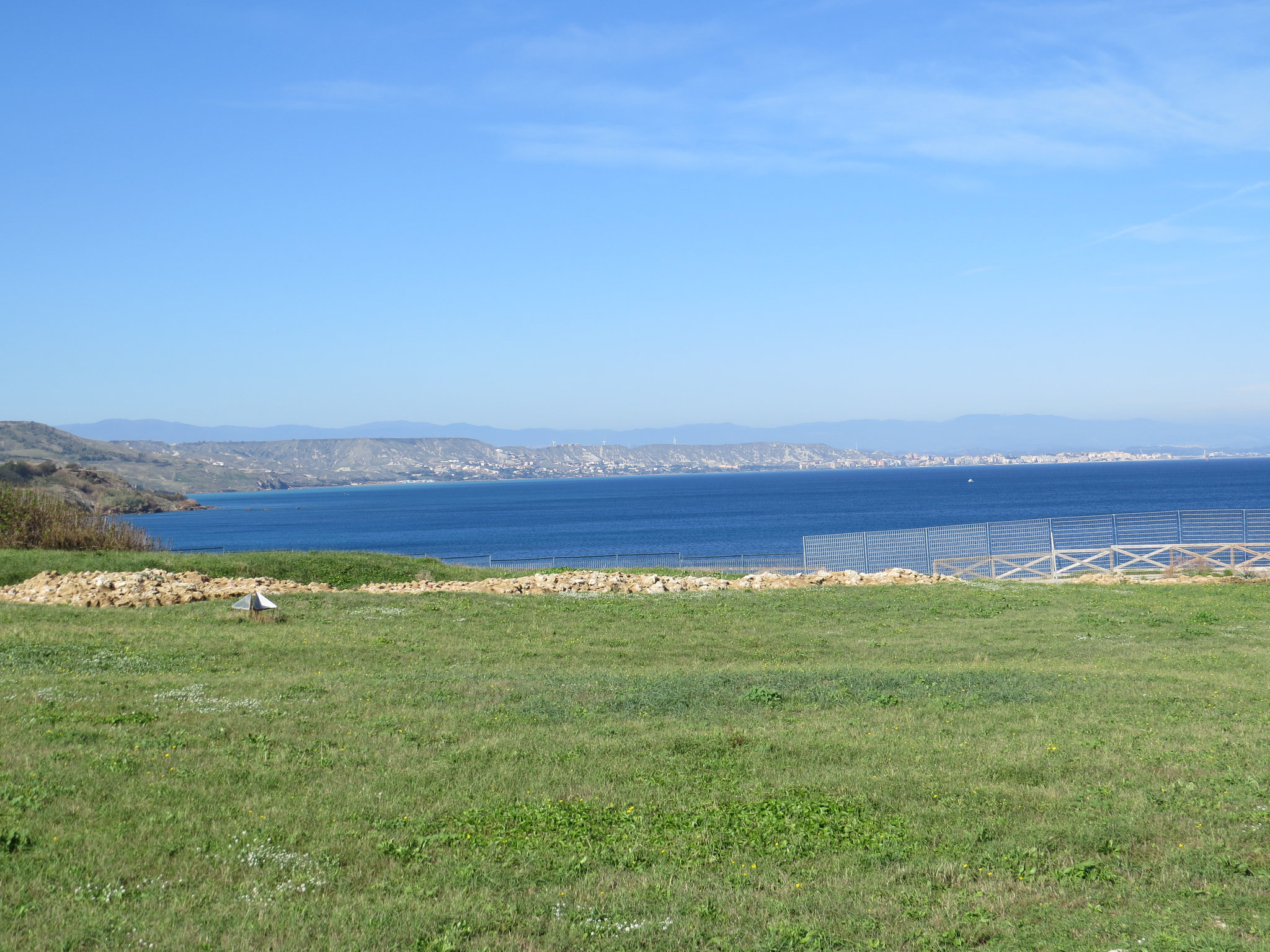 Le golfe de Crotone vu depuis le Cap Colonna.