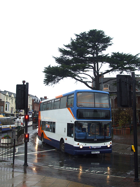 Stagecoach Midlands 18398 (KX55 TLY) in Stratford-upon-Avon - 28 Feb 2014 (DSCF4543