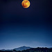 "La grande Luna" del 5 maggio 2012, sopra Montemaggio di Bertinoro (FC).  -  "Super Moon" on may 5, 2012 over my region.