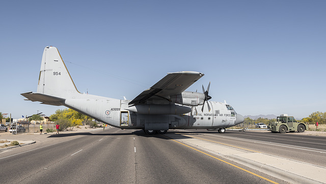 Coulson Aviation C-130H Hercules 68-10954 "Balder"