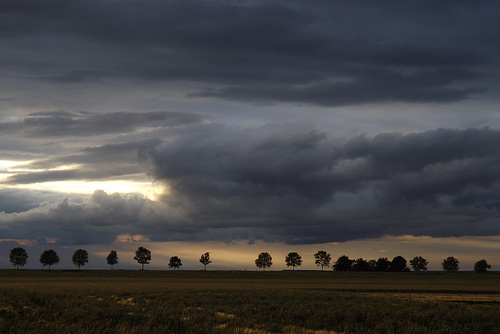 chambley paysage tres nuageux