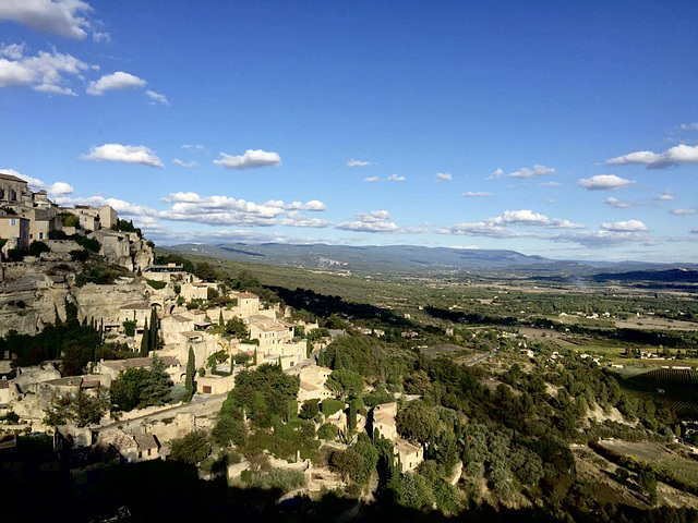 Une vue du Luberon Une vue du Luberon