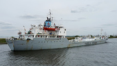 Cement Carrier 'Cementos Cantabrico' near Ellesmere Port