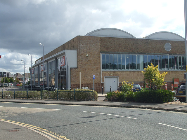 Former BCT bus garage, Bournemouth - 1 Aug 2018 (DSCF4042)