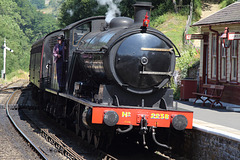 pulling into goathland station