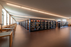 Uni-Bibliothek, Bücherregale