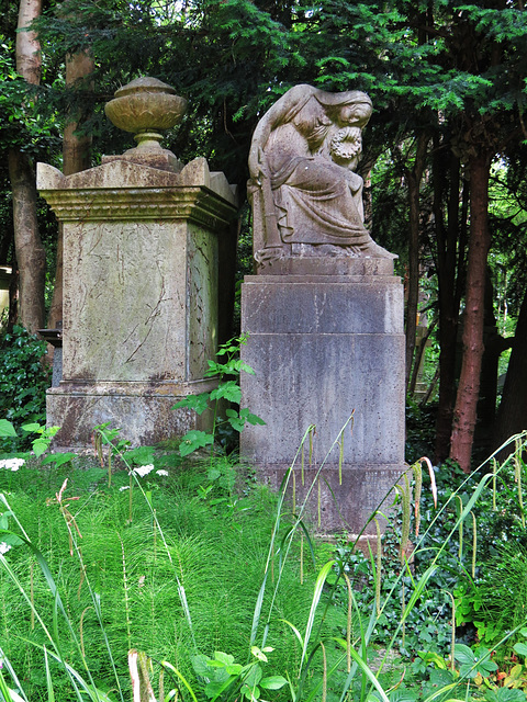 highgate west cemetery, london