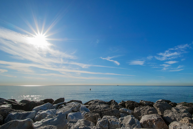 morgens am Strand von Malaga (© Buelipix)