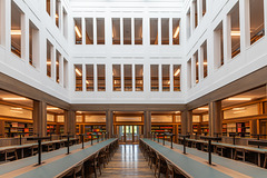 122-365, Uni-Bibliothek, Lesesaal